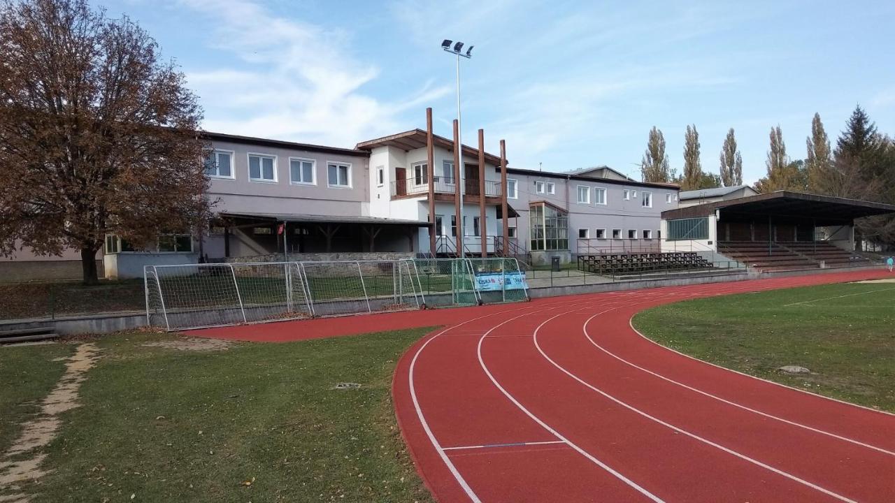 Penzion Athena - Sportovni Areal Nova Vcelnice Екстериор снимка
